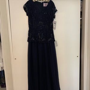Mother of the bride/groom J&S full length gown